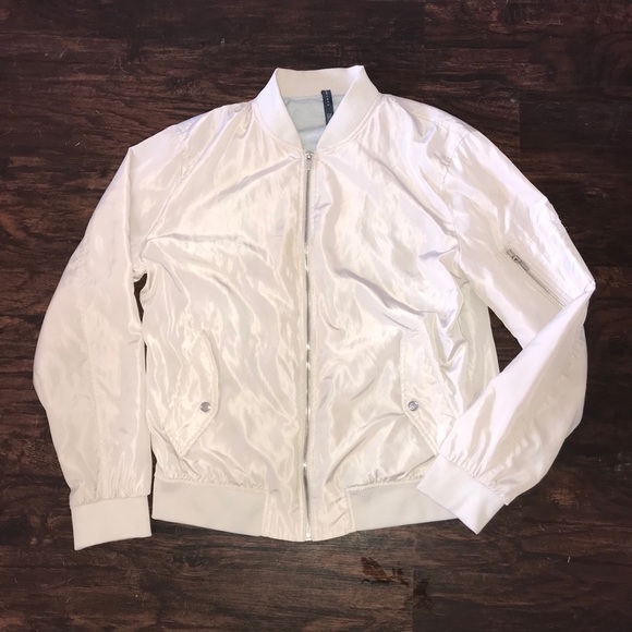 Zara Other - Zara man bomber jacket cream